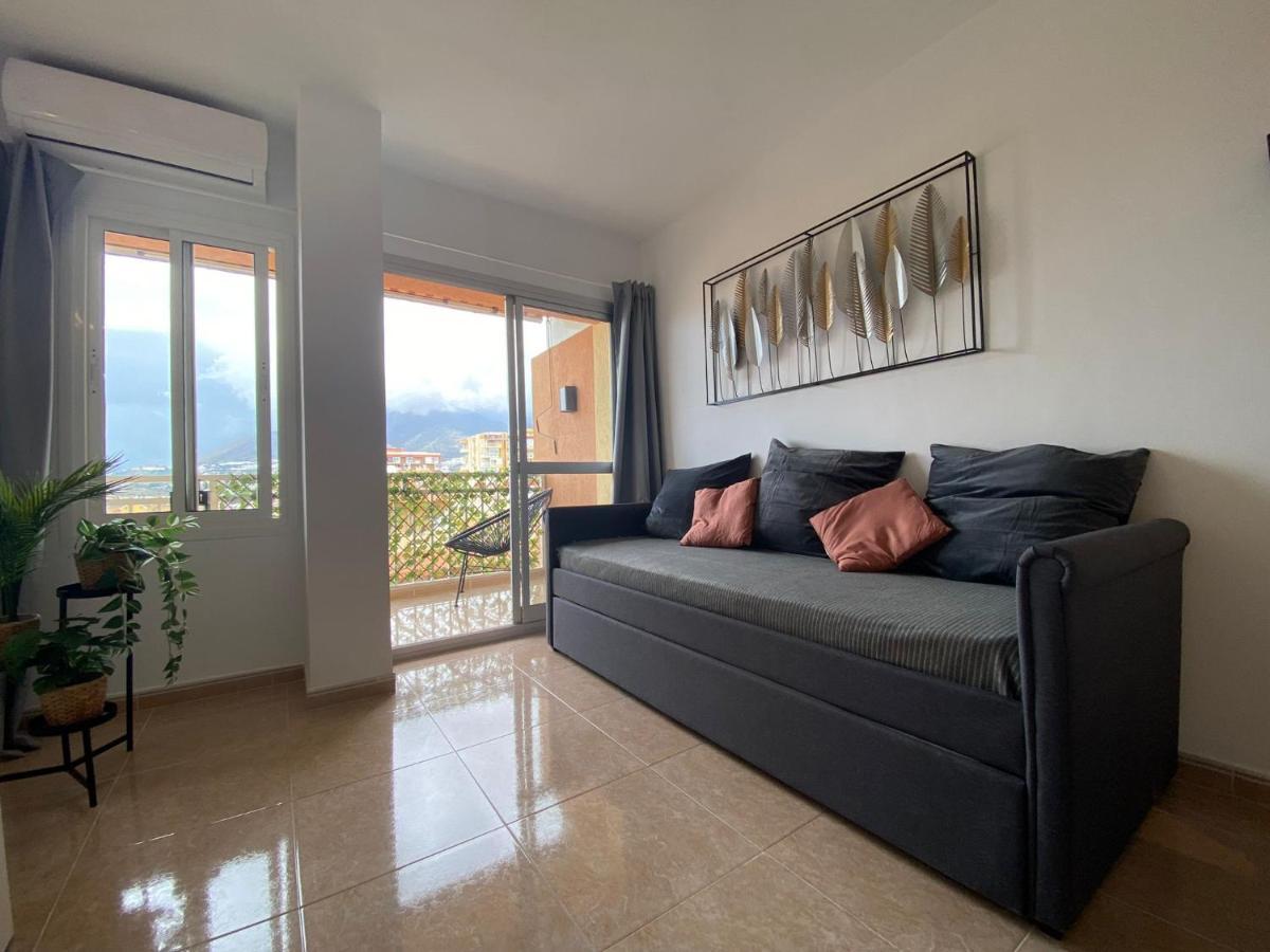 Apt Con Espectacular Vista, Piscinas, Recep 24 Hs ベナルマデナ エクステリア 写真